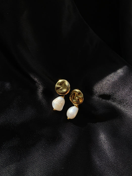 24 Karat vergoldete Ohrstecker mit Perle
