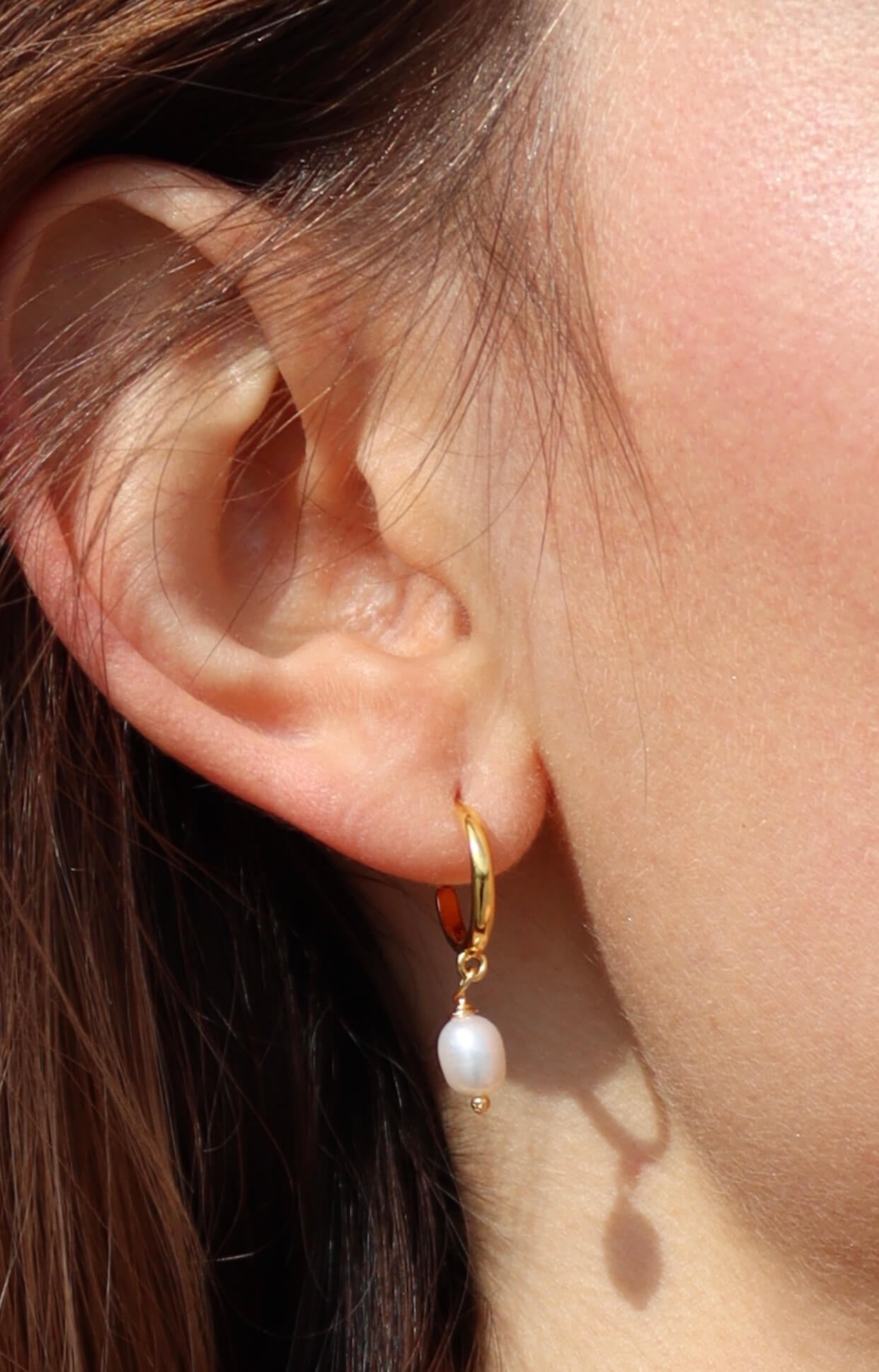 24 Karat vergoldete Ohrringe mit Perle